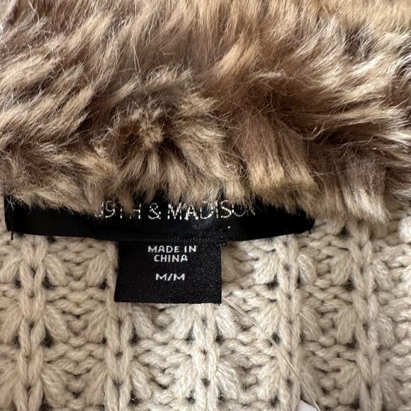 89th & Madison Faux Fur Knit Vest Women's Medium Beige Brown Sleeveless - Picture 3 of 8